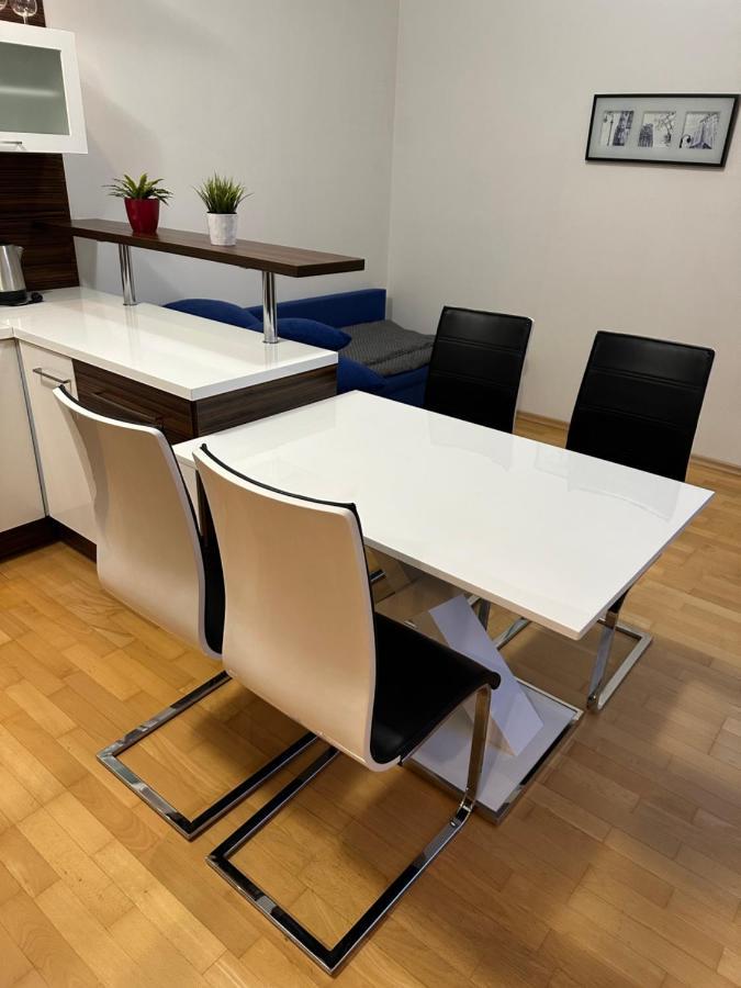 Apartments Spacilova Nearly Center Komarov Luaran gambar
